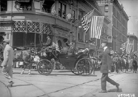 A Barouche In Denver- 1910