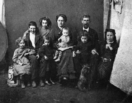 The Betts Family (1880)