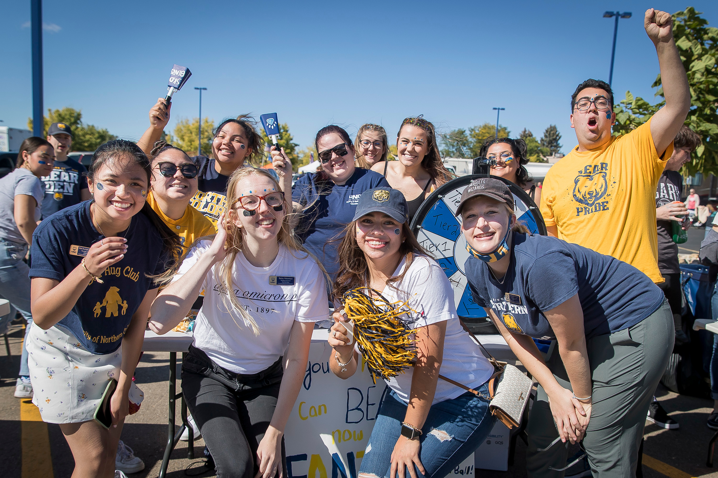 Fans join the tailgate fun
