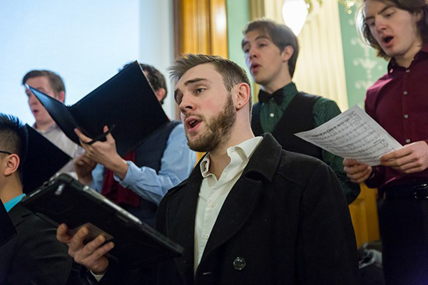 Close up UNC Choir performing