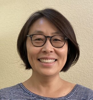 Headshot of Heeseung Lee.