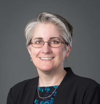 Headshot of Carissa Reddick.