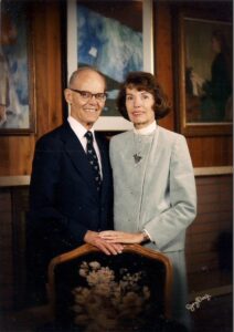 Photo of Bob and Chris Petteys whose art collection is housed in Michener Library.