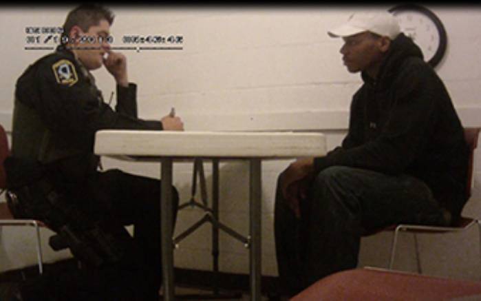 Police Questioning Deaf Suspect