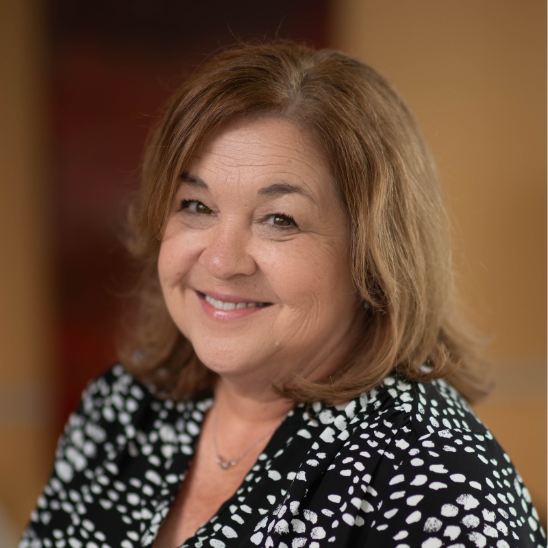 A portrait of Michelle Athanasiou.