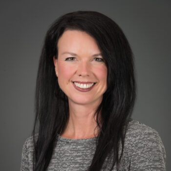 A portrait of Amy Graefe.