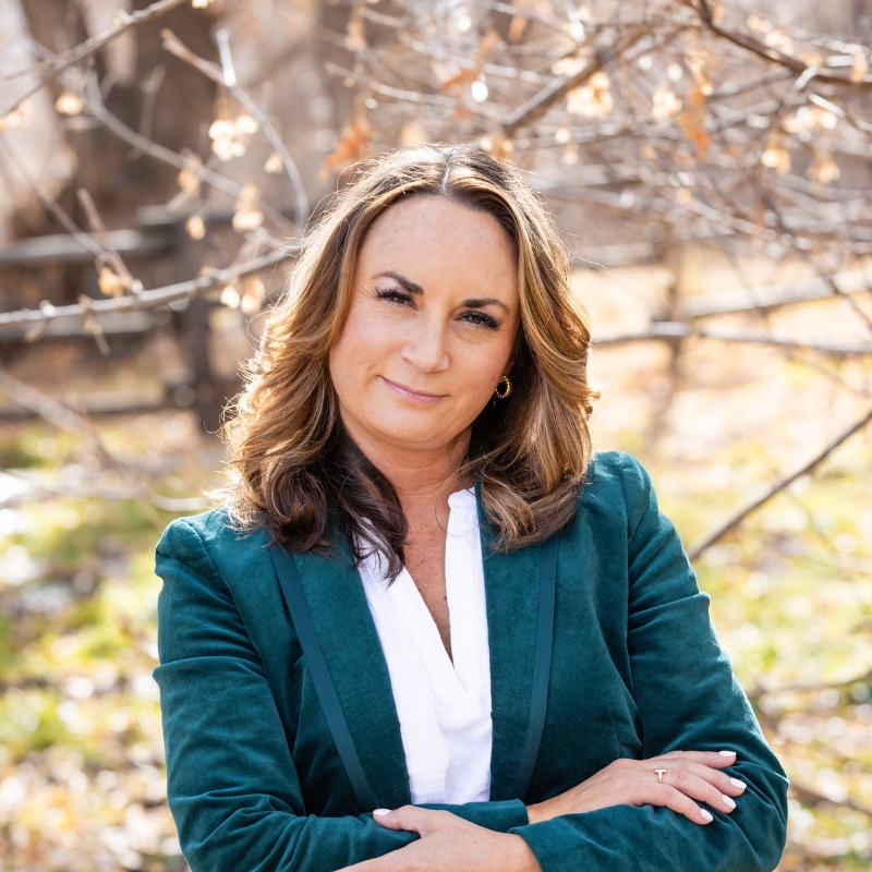 A portrait of Jennifer Murdock-Bishop.