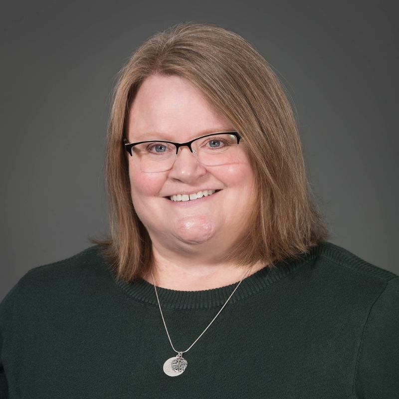 A portrait of Lori Peterson.