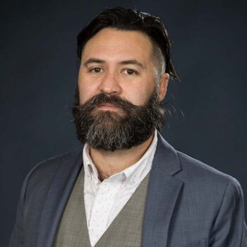 Headshot of Carlos José Pérez Sámano.