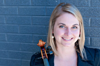 Headshot of Stephanie Mientka.