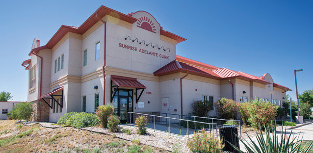 The outside building of Sunrise Adelante Clinic in Greeley