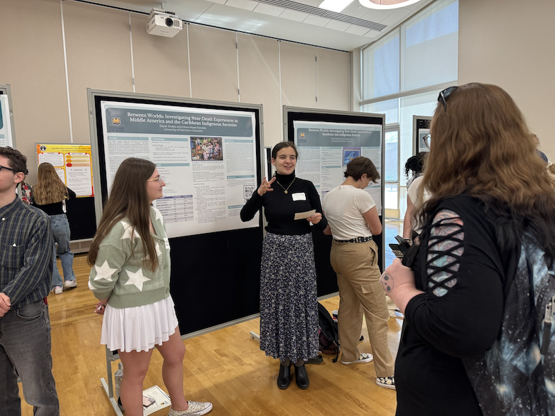 Students presenting at Student Showcase of Honors and Scholars