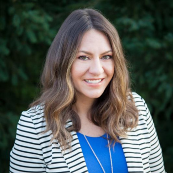 A headshot photo of Keri Knight