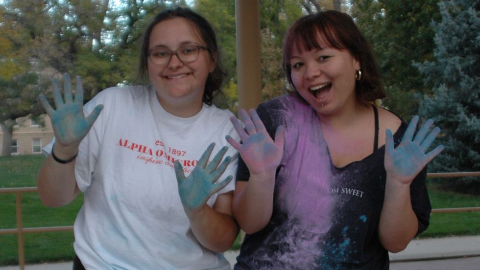 AOII members pose for a photo
