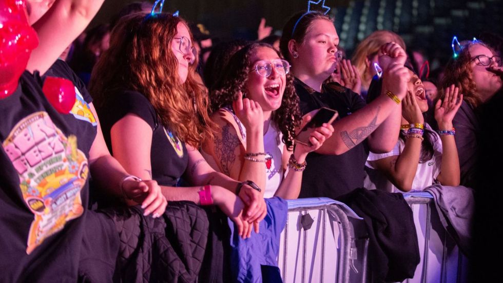 Students enjoy a concert at a UPC event.