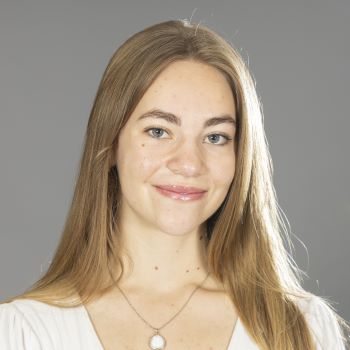 Holly Ackerman image