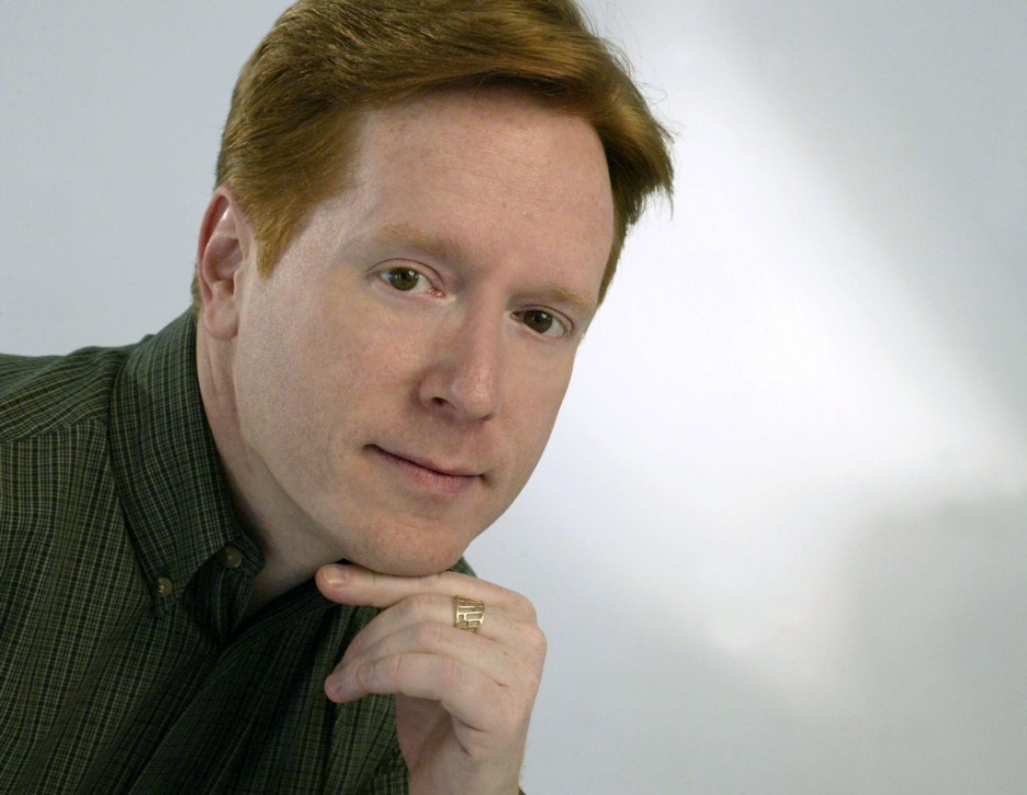 Brian Luedloff Headshot