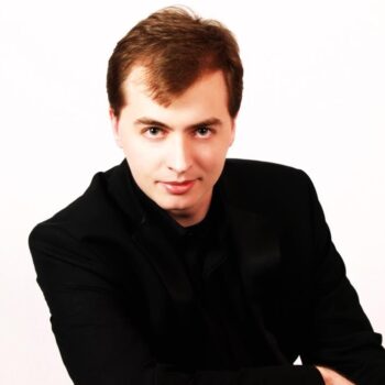 Headshot of Tim Feerst.