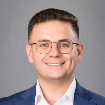 Headshot of Reggie Winters.
