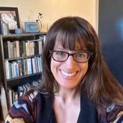 Photo of Molly Desjardins