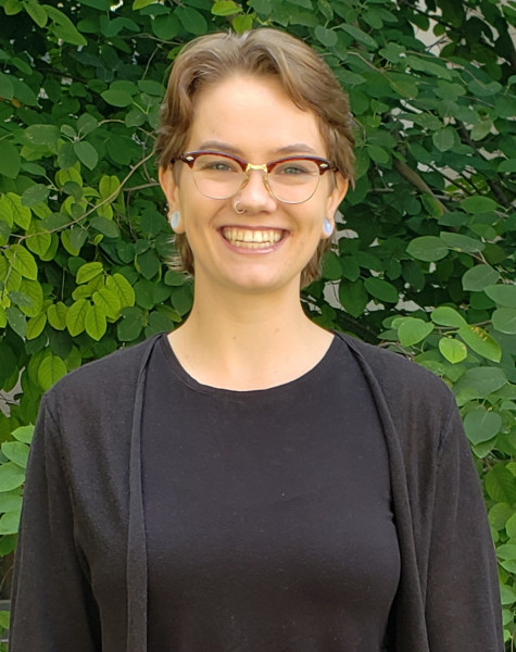 Photo of Sarah Carter