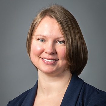 Headshot of Tracey Clay