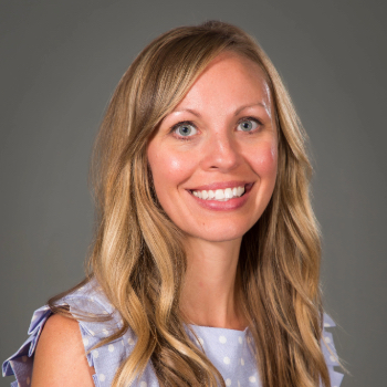 Headshot photo of Lindsay Green