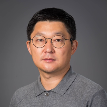 Headshot photo of Kim Koo Yul