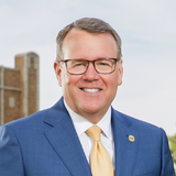 Headshot of Andy Feinstein.