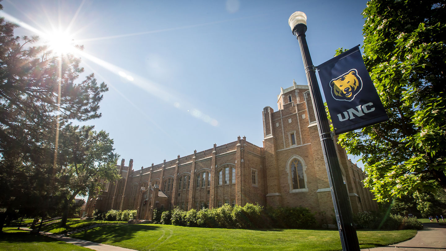 Sunshine and blue skies over Gunter Hall.