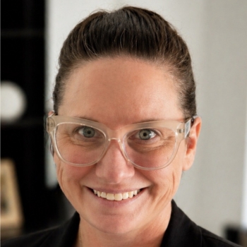 A portrait of Stephanie Linley