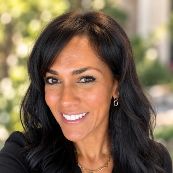 A portrait of Silvia Correa-Torres