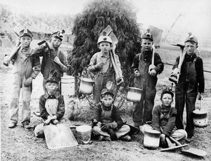 Child Coal Miners (1920)