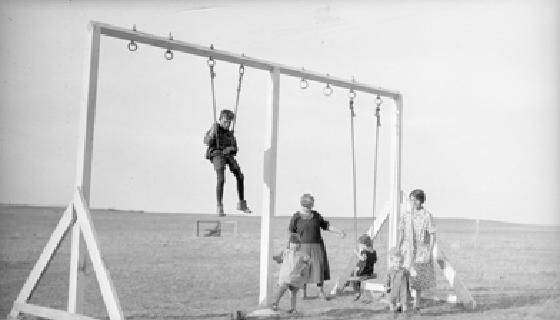 Keota Children At Play