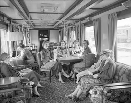 A Lounge Car (1939)